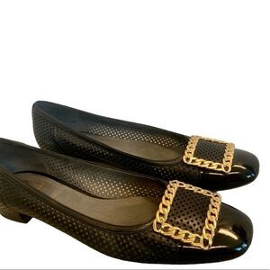 Stuart Weitzman black gold Pan Nappa Chainolo Flats Sz 9
